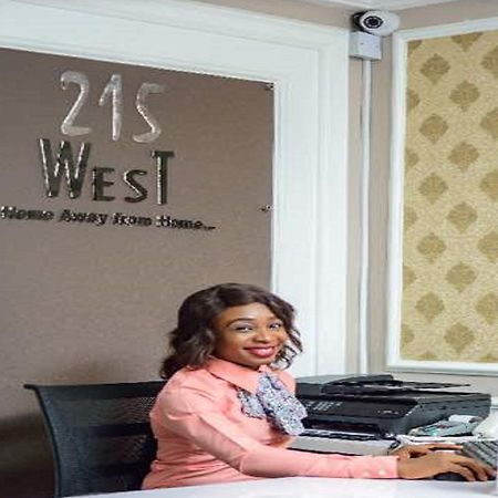 215 West Apartmentアブジャ エクステリア 写真